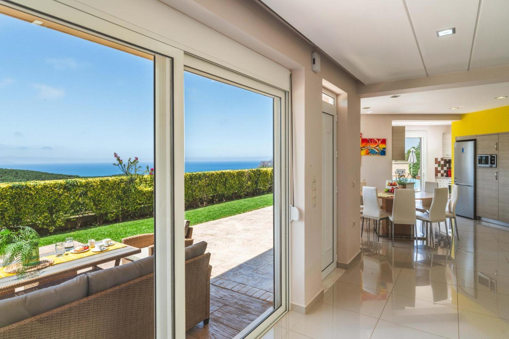 Villa Ariella With Sea View Agia Marina Eksteriør billede