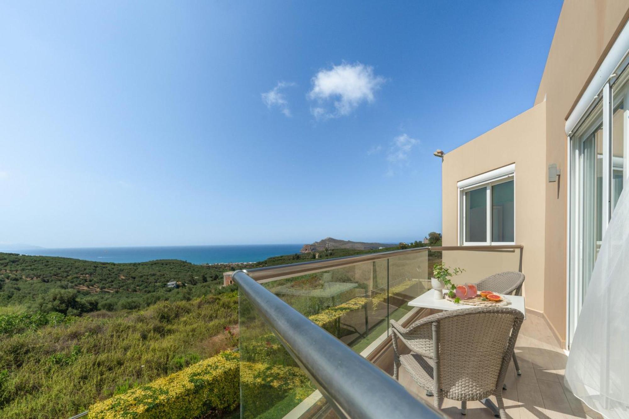 Villa Ariella With Sea View Agia Marina Eksteriør billede