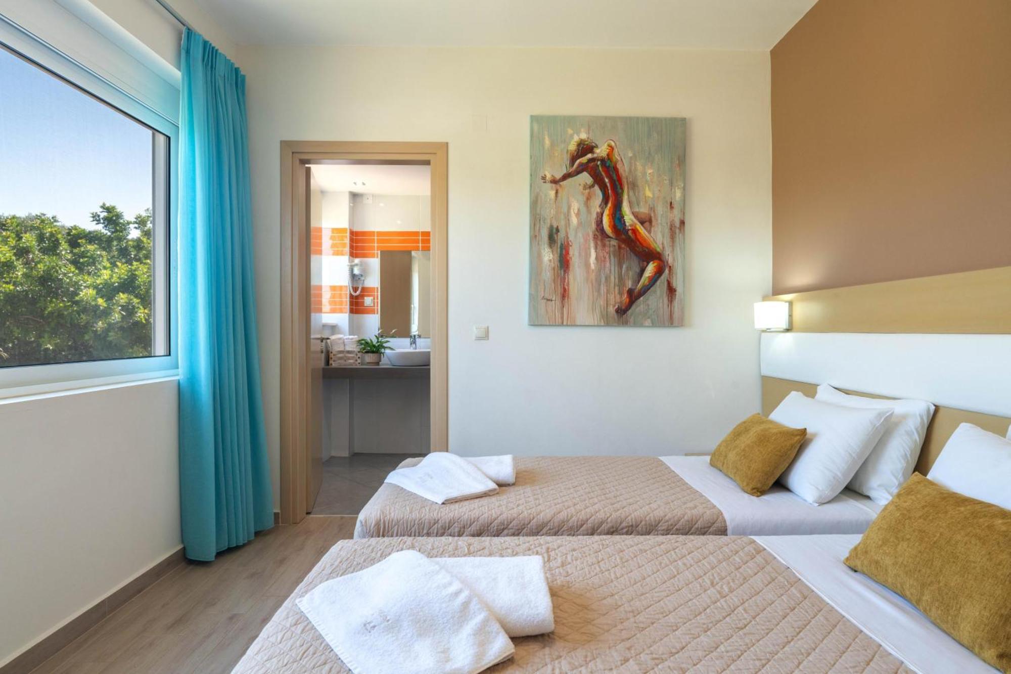 Villa Ariella With Sea View Agia Marina Eksteriør billede